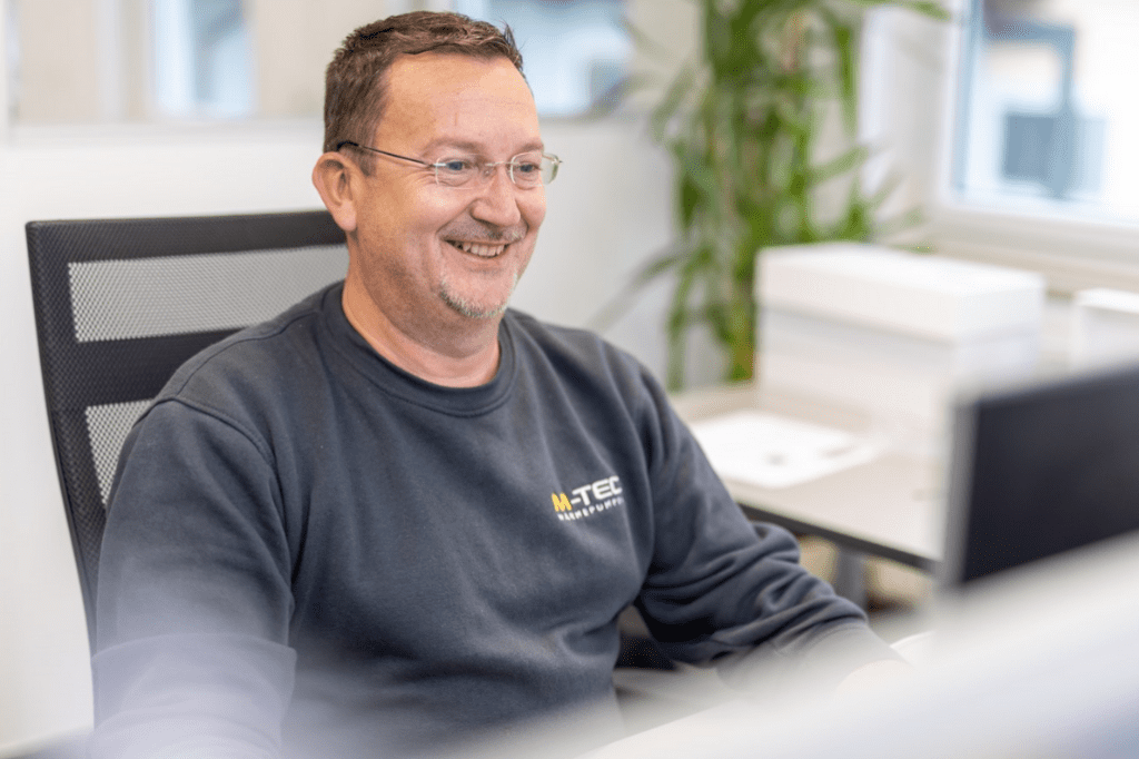 Wir suchen DICH für den Technischen Support im Bereich der Erneuerbaren Energien!